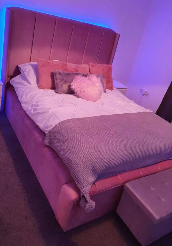 Windermere Panel Wing Ambassador Bed