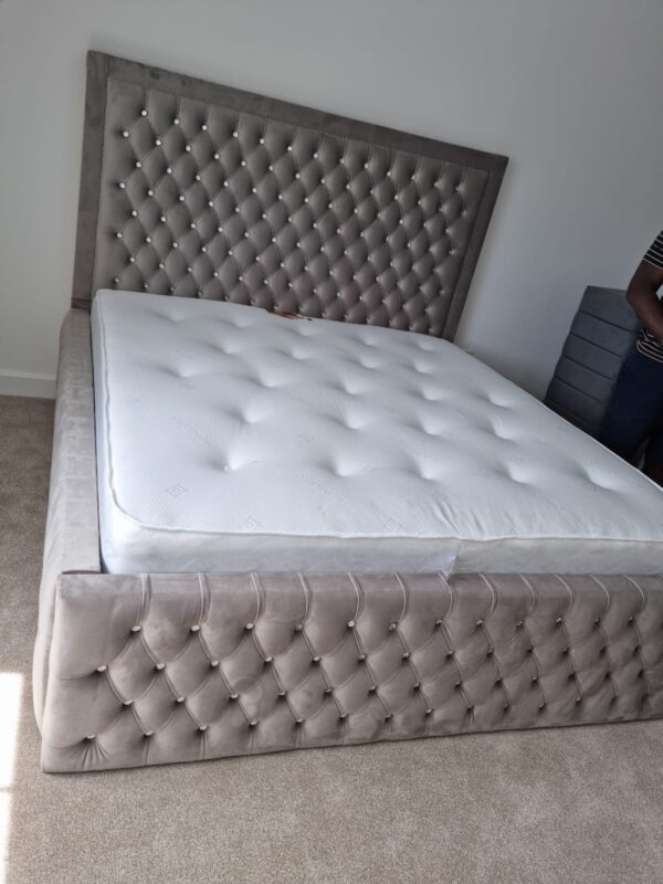 Alaina Border Upholstery Bed with Button Diamonds