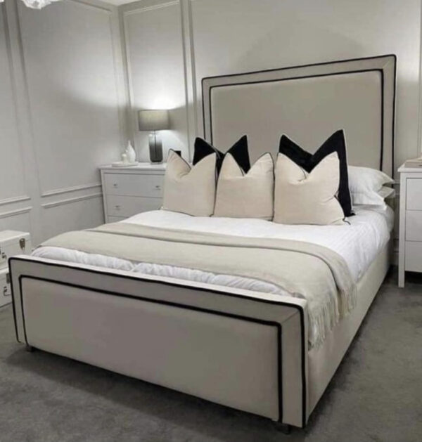 Plain strip bed