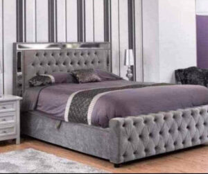 Chesterfield Mirror luxury Bed
