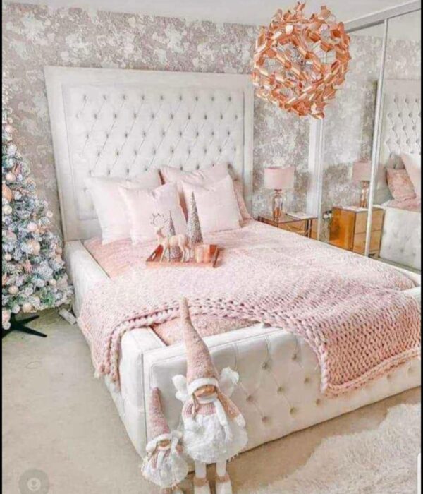 Alaina Border Upholstery Bed with Button Diamonds