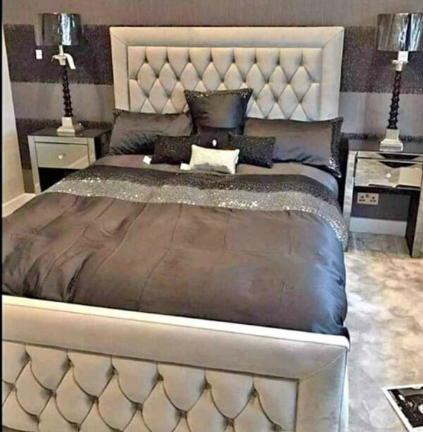 Princess Bumper Border Chesterfield Buttoned Bed Frame
