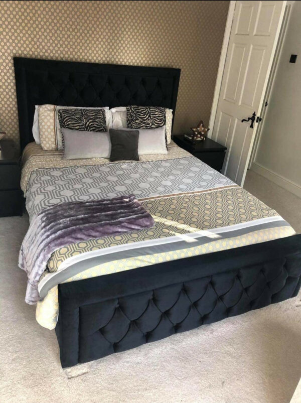 Princess Bumper Border Chesterfield Buttoned Bed Frame