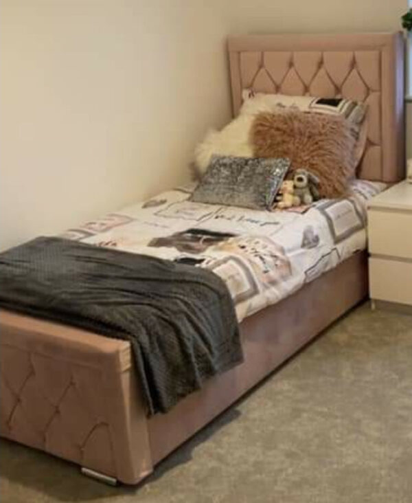 Princess Bumper Border Chesterfield Buttoned Bed Frame