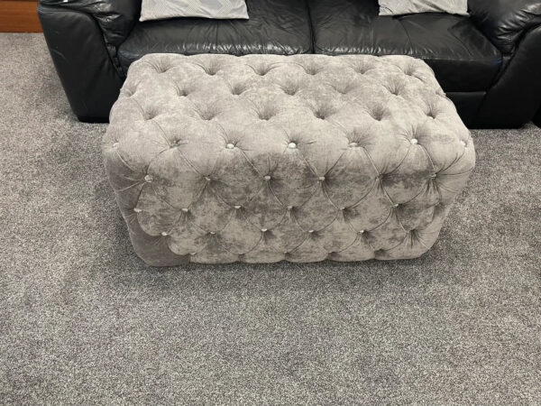 b12 Chesterfield Footstool Coffee Table